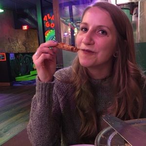 Meet your Posher, Amanda